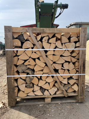 Drewno buk do sezonowania